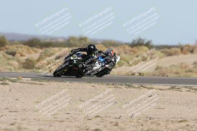 media/Oct-04-2025-CVMA (Sat) [[408bcdd6e4]]/Race 14-500-400-350 Supersport/